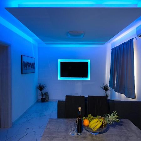 טרוגיר Apartments Pelja מראה חיצוני תמונה