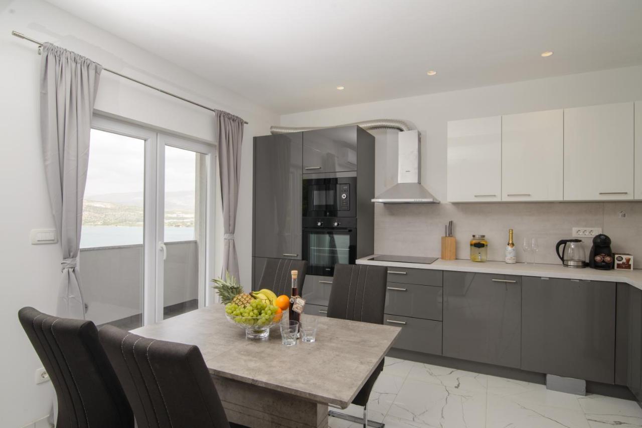 טרוגיר Apartments Pelja מראה חיצוני תמונה