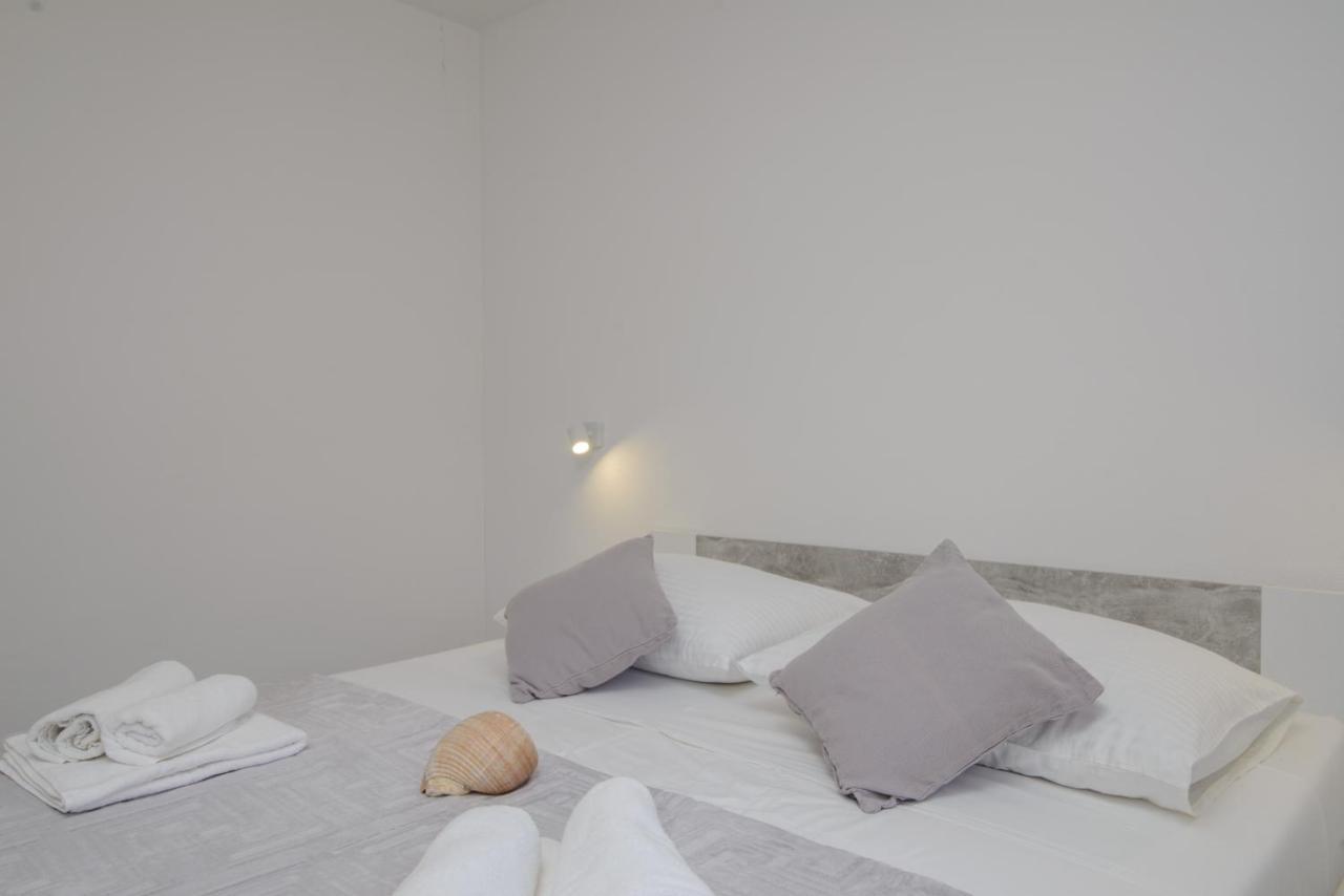 טרוגיר Apartments Pelja מראה חיצוני תמונה