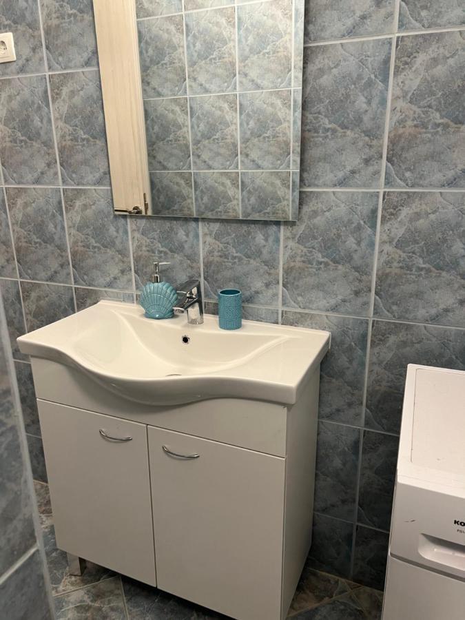 טרוגיר Apartments Pelja מראה חיצוני תמונה